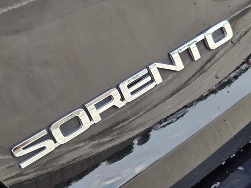 Used 2019 Kia Sorento EX FWD image 31
