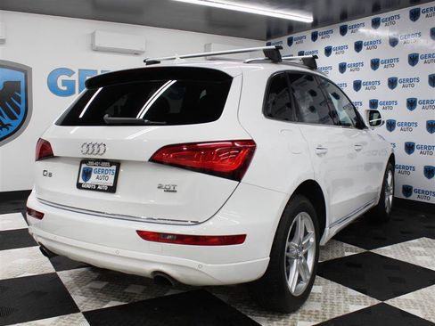 Used 2015 Audi Q5 2.0T Premium Plus w/ Technology Package AWD/4WD image 4