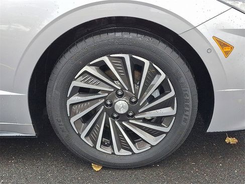 Used 2023 Hyundai Sonata Limited image 8