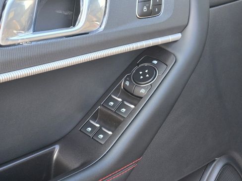 New 2026 Ford Explorer ST-Line w/ ST-Line Street Pack image 22