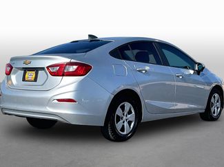 Used 2018 Chevrolet Cruze LS FWD video 2