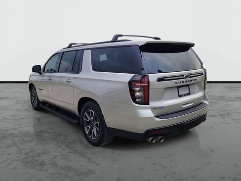 Used 2023 Chevrolet Suburban Z71 w/ Off-Road Capability Package AWD/4WD image 3