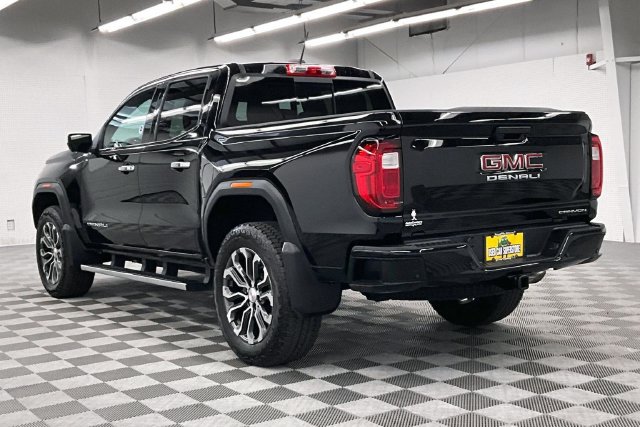 Used 2023 GMC Canyon Denali AWD/4WD image 2