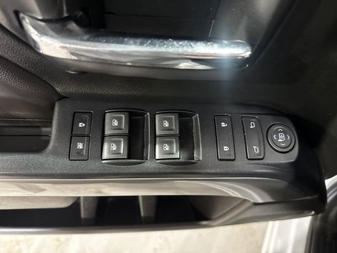 Used 2018 Chevrolet Silverado 1500 LT w/ True North Edition AWD/4WD image 18