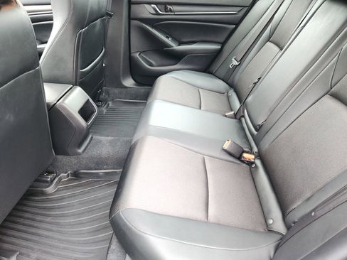 Used 2022 Honda Accord Sport image 34