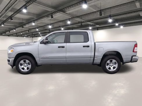 Used 2024 RAM 1500 Lone Star AWD/4WD image 4