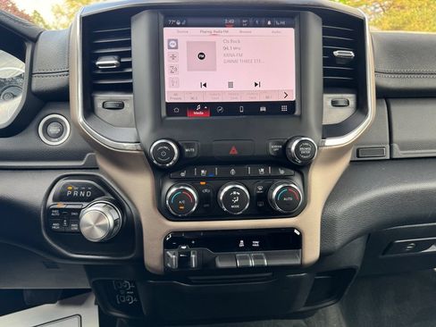 Used 2022 RAM 1500 Laramie AWD/4WD image 28