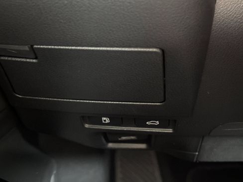 Certified 2025 Lexus ES 350 w/ Accessory Package (Z1) FWD image 34