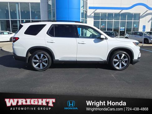 Certified 2023 Honda Pilot Touring image 1