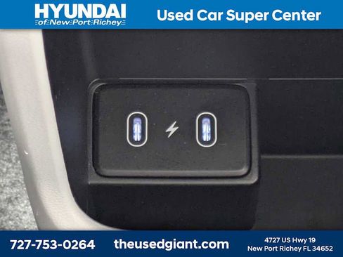 Used 2024 Hyundai Kona SEL w/ Convenience Package FWD image 16