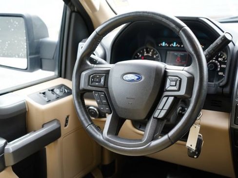 Used 2019 Ford F150 XLT w/ Equipment Group 302A Luxury image 21