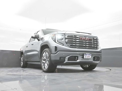 Used 2024 GMC Sierra 1500 Denali w/ Denali Reserve Package AWD/4WD image 36