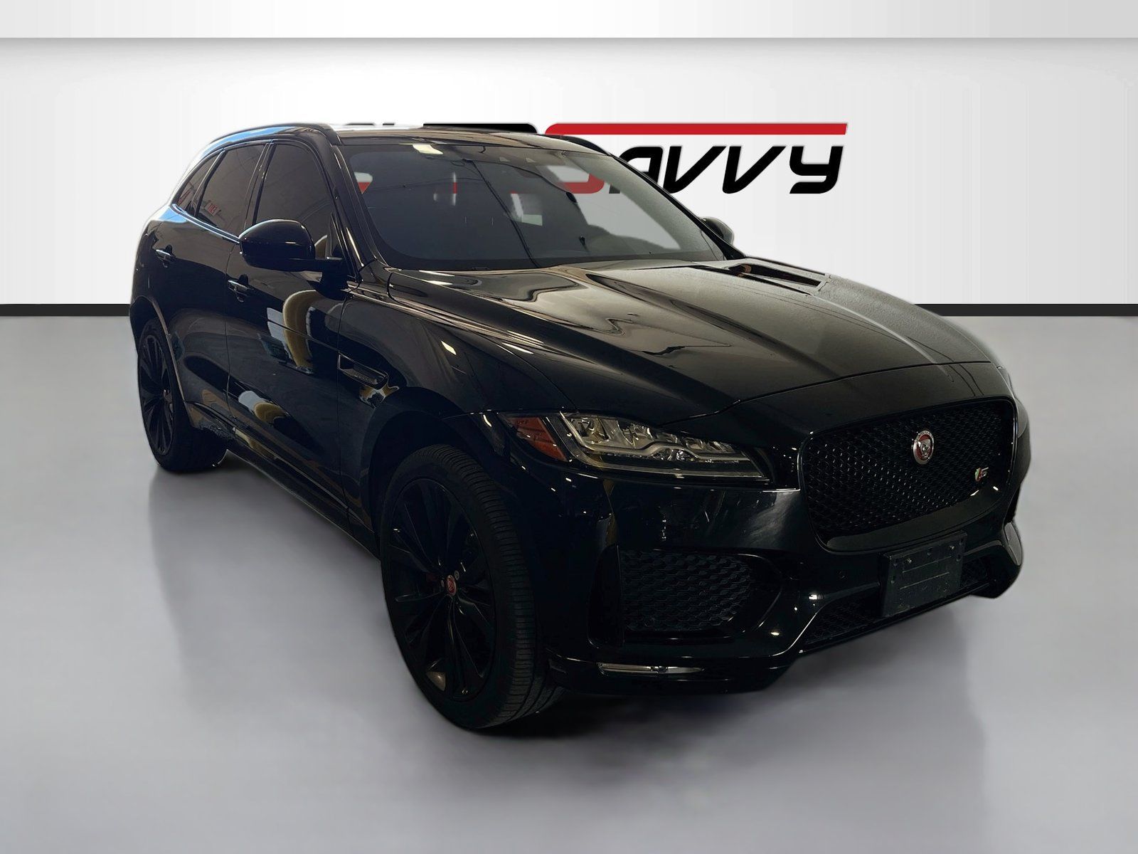 Used 2017 Jaguar F-PACE S AWD/4WD image 1