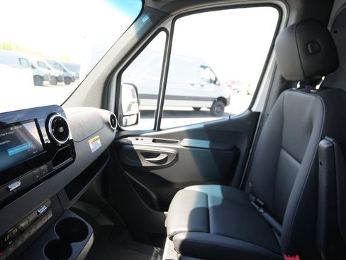 New 2026 Mercedes-Benz Sprinter 2500 image 13