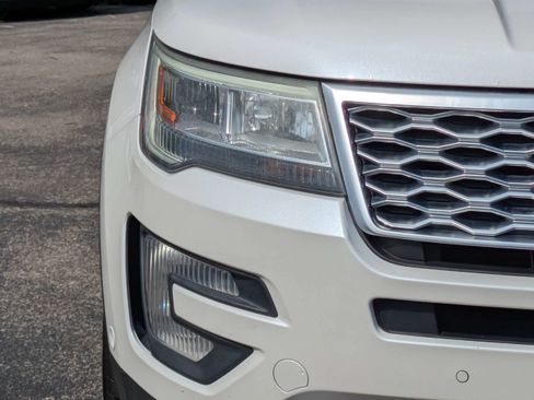 Used 2017 Ford Explorer Platinum AWD/4WD image 10