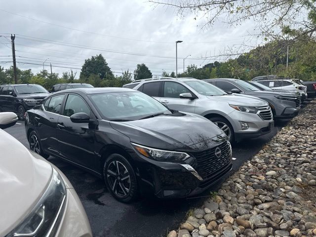Used 2024 Nissan Sentra SV FWD image 3