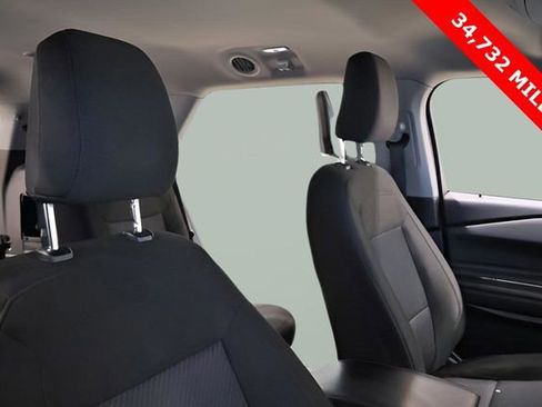 Used 2023 Ford Explorer XLT image 16