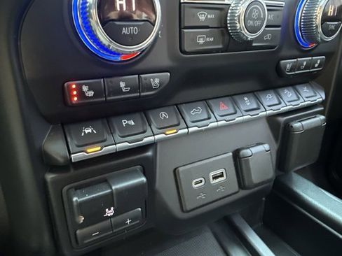 Used 2019 GMC Sierra 1500 Denali image 26