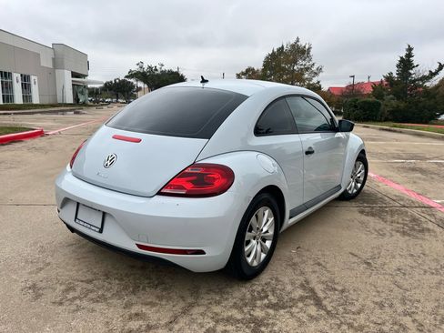 Used 2017 Volkswagen Beetle 1.8T Classic image 5