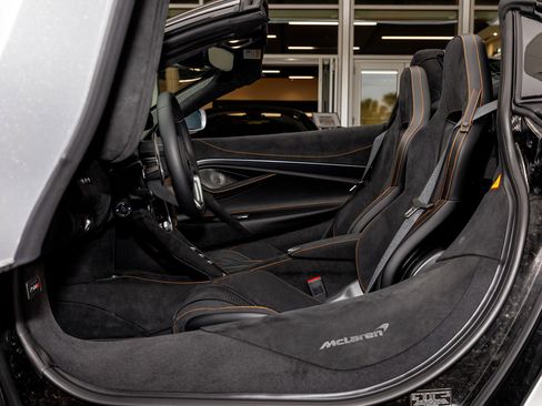 New 2026 McLaren 750S Spider image 33