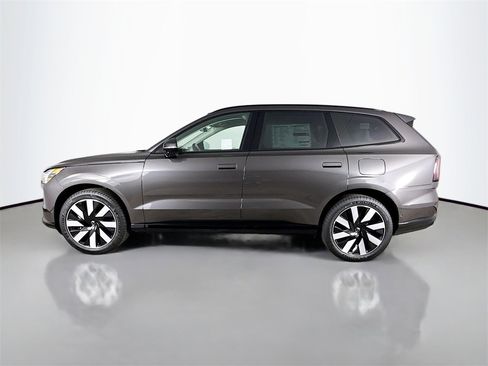New 2025 Volvo EX90 Ultra w/ Protection Package Premier image 4