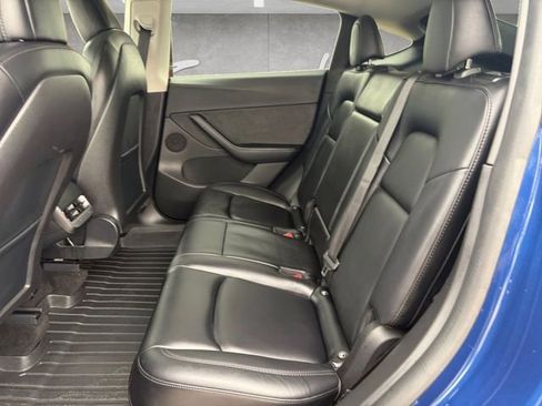 Used 2022 Tesla Model Y Performance AWD/4WD image 22