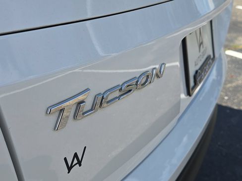 Used 2017 Hyundai Tucson SE w/ SE Popular Package 02 AWD/4WD image 28
