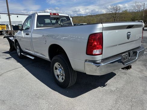 Used 2018 RAM 2500 Tradesman w/ Chrome Appearance Group AWD/4WD image 6