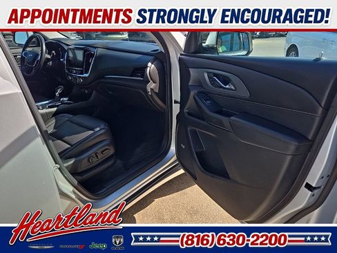 Used 2021 Chevrolet Traverse Premier AWD/4WD image 71