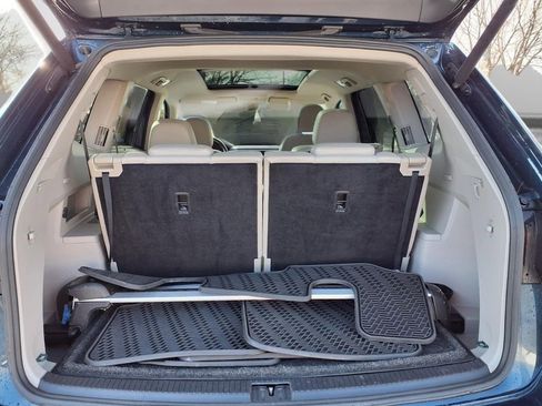 Used 2021 Volkswagen Atlas SEL Premium image 28