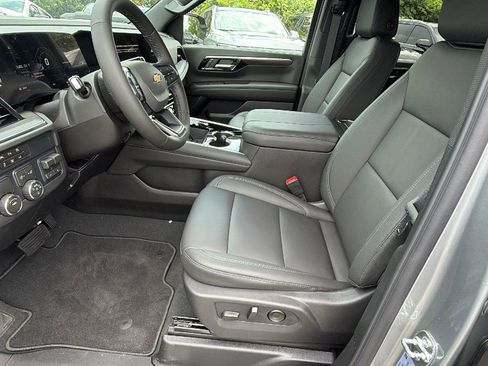 New 2026 Chevrolet Suburban LT w/ Comfort Package RWD image 5