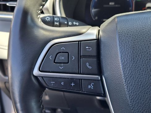 Used 2023 Toyota Highlander Platinum AWD/4WD image 25