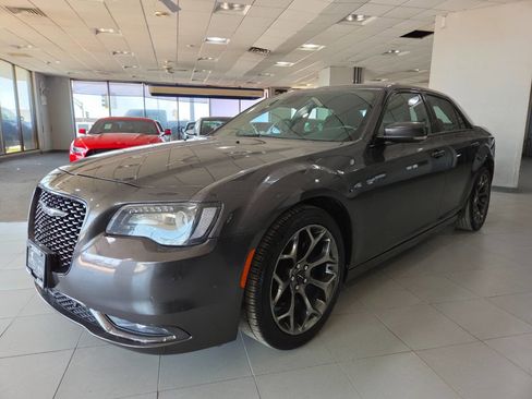 Used 2015 Chrysler 300 S w/ 300S Premium Group RWD image 4