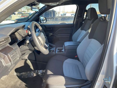 Used 2025 Toyota 4Runner TRD Off-Road image 27