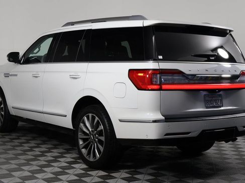 Used 2020 Lincoln Navigator Reserve w/ Luxury Package AWD/4WD image 6