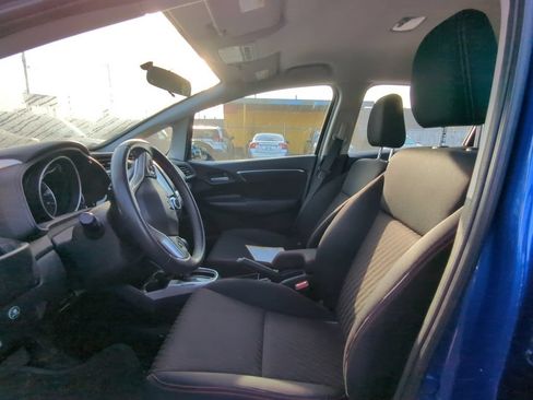 Used 2018 Honda Fit Sport image 6