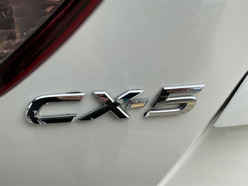 Used 2016 MAZDA CX-5 Touring image 18