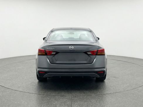 Used 2025 Nissan Altima 2.5 SV image 7