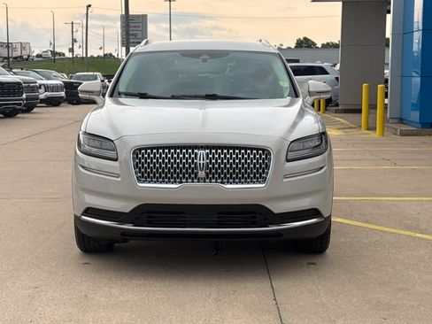 Used 2022 Lincoln Nautilus AWD w/ Premium Package image 15