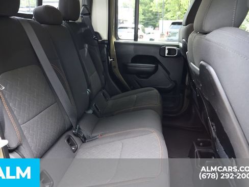 Used 2026 Jeep Gladiator Mojave AWD/4WD image 18