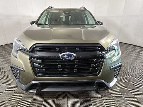 Used 2024 Subaru Ascent Onyx Edition AWD/4WD image 9