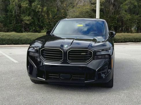 Certified 2025 BMW XM image 3