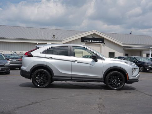 New 2026 Mitsubishi Eclipse Cross LE AWD/4WD image 2