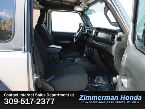 Used 2020 Jeep Wrangler Sport AWD/4WD image 19