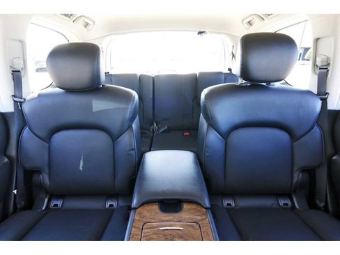 Used 2024 Nissan Armada SL w/ Captain's Chairs Package image 11