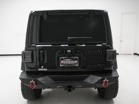 Used 2018 Jeep Wrangler Unlimited Rubicon image 4