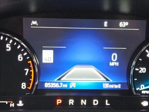 Used 2021 Ford Explorer XLT w/ Equipment Group 202A RWD image 11
