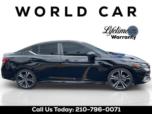 Used 2023 Nissan Sentra SR w/ SR Premium Package FWD image 2