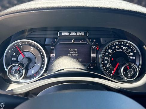 Used 2022 RAM 1500 Laramie RWD image 13