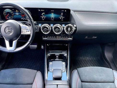 Certified 2023 Mercedes-Benz GLA 250 4MATIC image 24